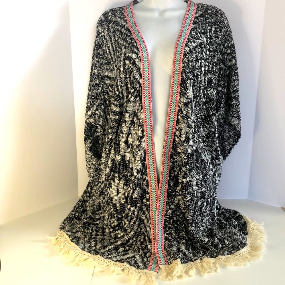 Brand New Westbound Woman Shawl Size 2X